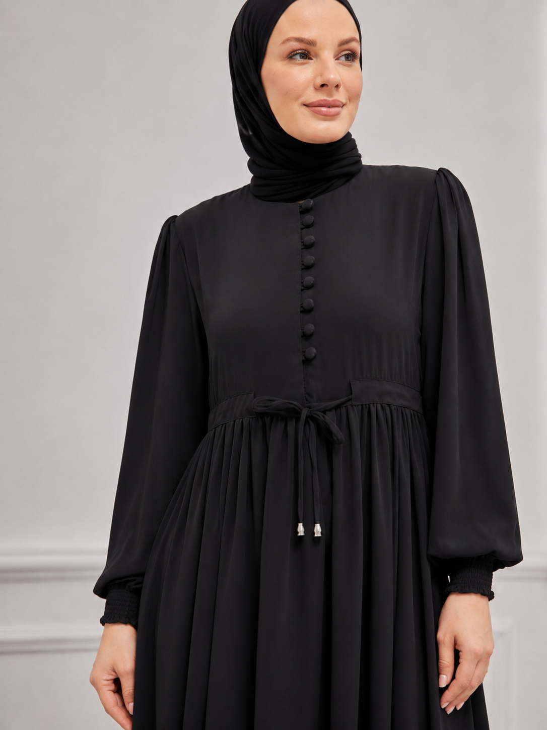 فستان رزان أسود