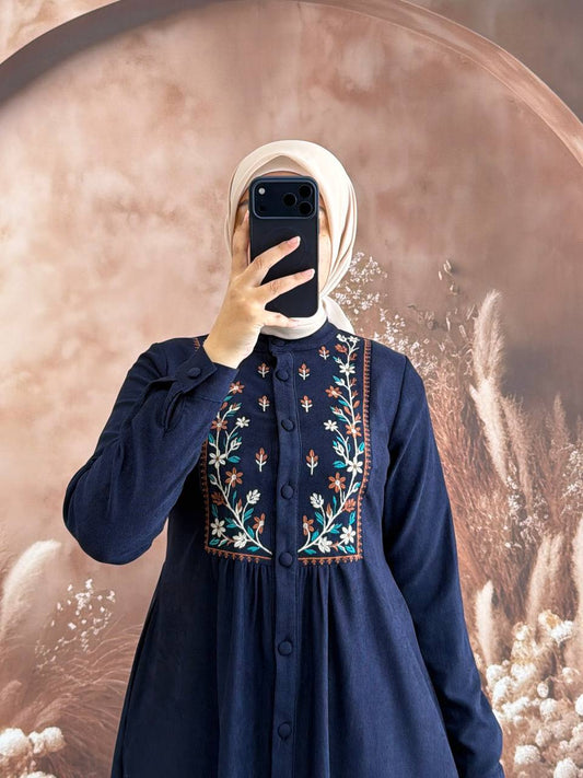 فستان رؤيا كحلي